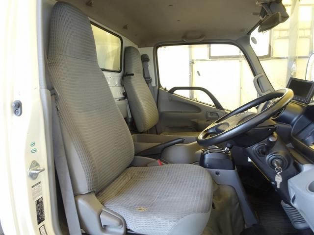 HINO DUTRO 2018 Image 31