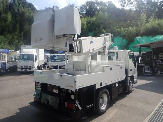 ISUZU ELF 2012 Image 31