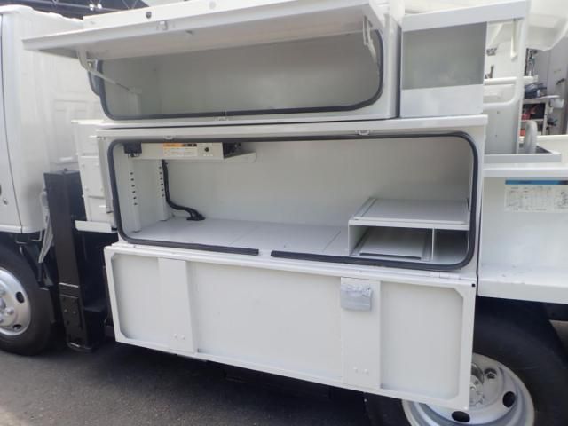 ISUZU ELF 2012 Image 31