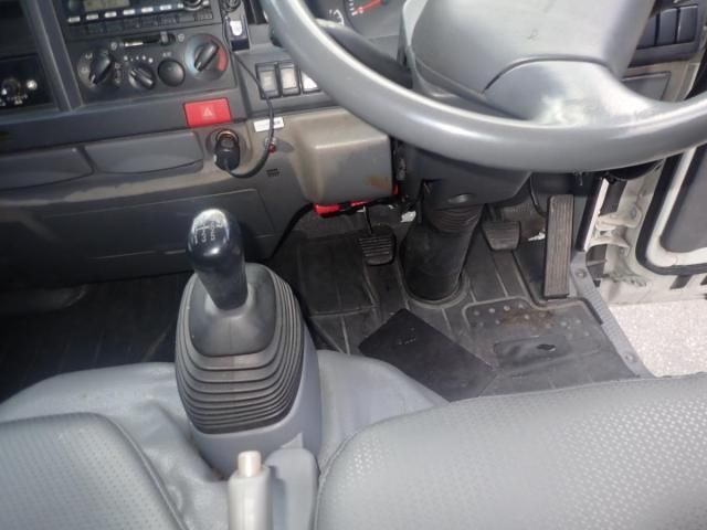 ISUZU ELF 2012 Image 31