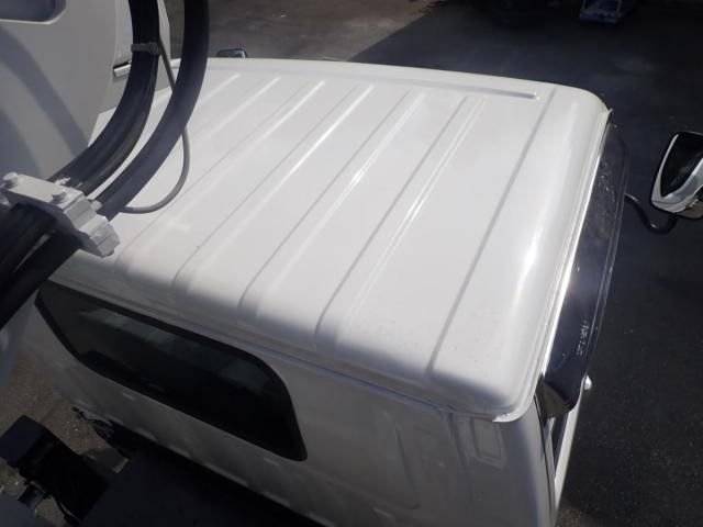 ISUZU ELF 2012 Image 31