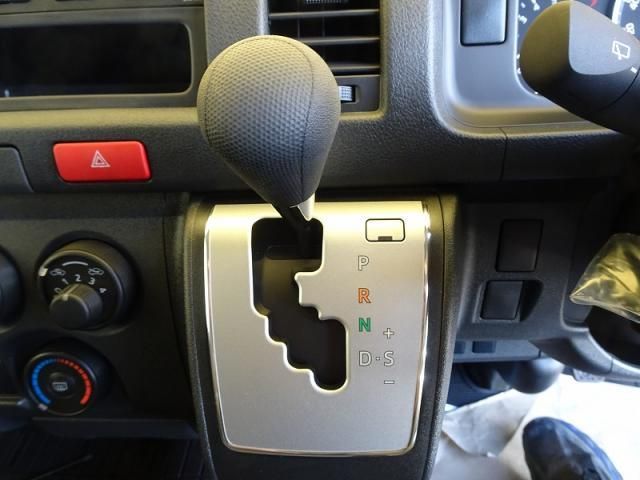 TOYOTA HIACE 2025 Image 31