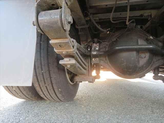 HINO DUTRO 2020 Image 31