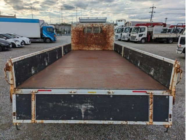 MITSUBISHI CANTER 2019 Image 31