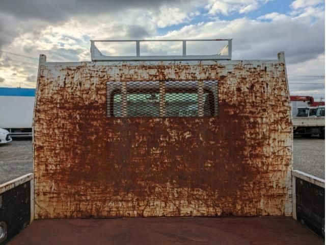 MITSUBISHI CANTER 2019 Image 31