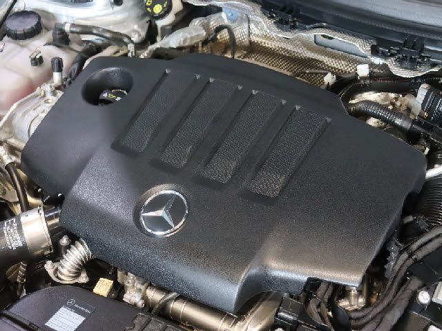 MERCEDES BENZ GLA CL 2021 Image 31