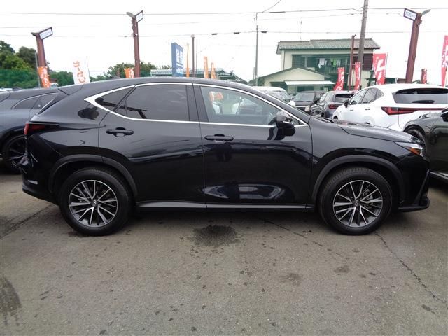 TOYOTA LEXUS NX350H 2023 Image 31