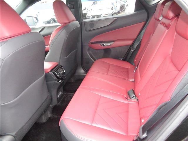 TOYOTA LEXUS NX350H 2023 Image 31