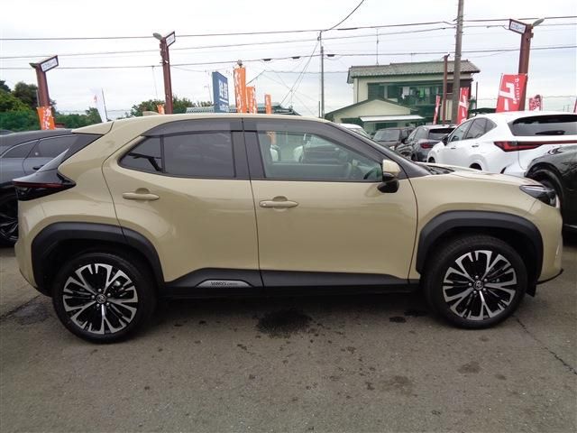 TOYOTA YARIS CROSS HYBRID 2024 Image 31