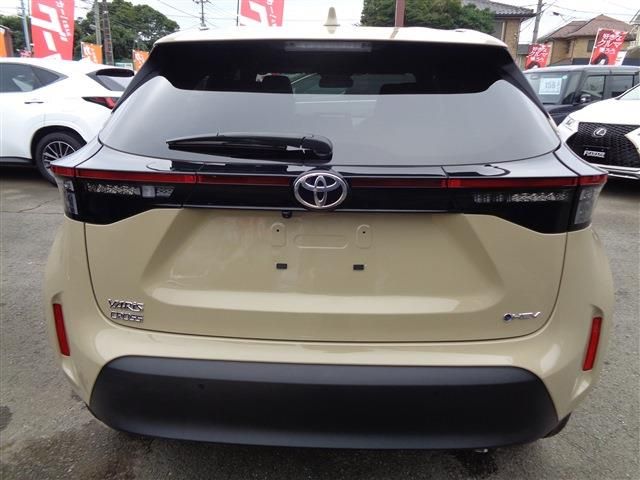 TOYOTA YARIS CROSS HYBRID 2024 Image 31