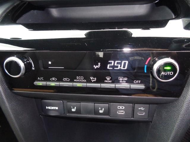 TOYOTA YARIS CROSS HYBRID 2024 Image 31