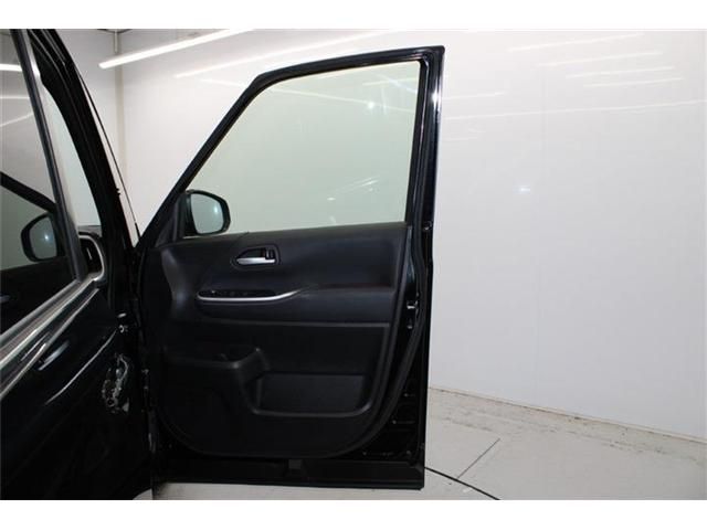 TOYOTA NOAH HYBRID 2023 Image 31