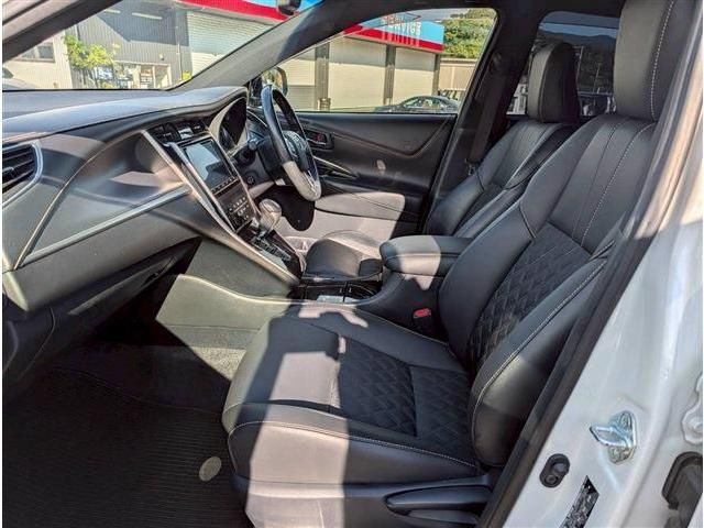 TOYOTA HARRIER HYBRID 2019 Image 31