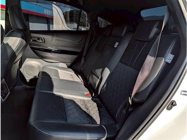 TOYOTA HARRIER HYBRID 2019 Image 31