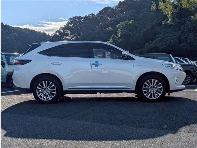 TOYOTA HARRIER HYBRID 2019 Image 31