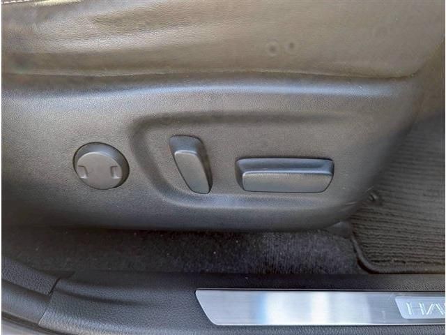 TOYOTA HARRIER HYBRID 2019 Image 31