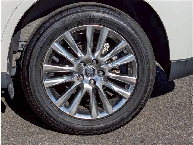 TOYOTA HARRIER HYBRID 2019 Image 31