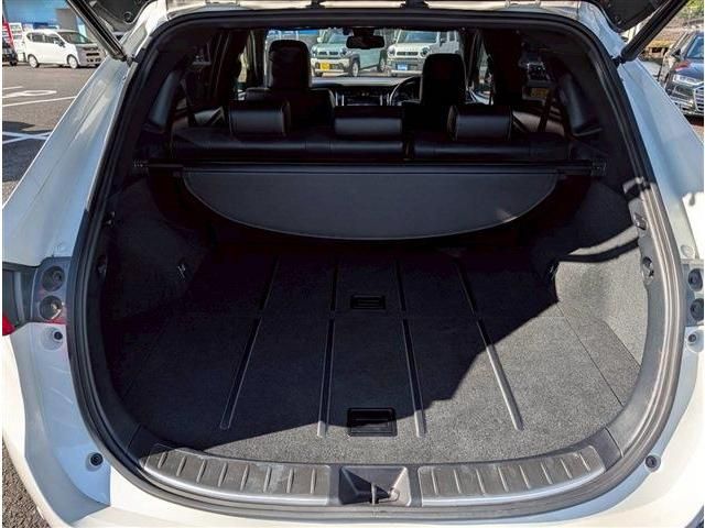 TOYOTA HARRIER HYBRID 2019 Image 31