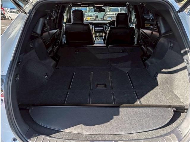 TOYOTA HARRIER HYBRID 2019 Image 31