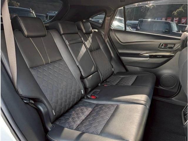 TOYOTA HARRIER HYBRID 2019 Image 31