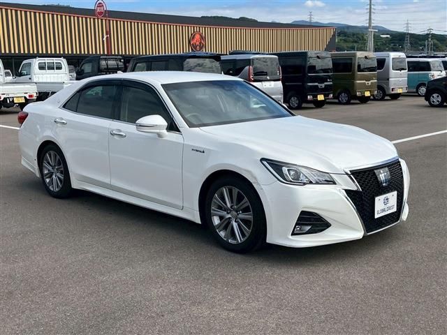 TOYOTA CROWN SEDAN HYBRID 2017 Image 31