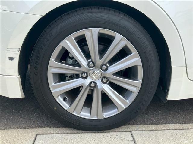 TOYOTA CROWN SEDAN HYBRID 2017 Image 31