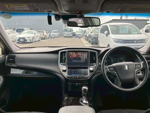 TOYOTA CROWN SEDAN HYBRID 2017 Image 31