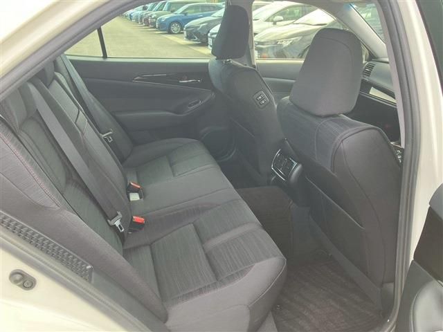 TOYOTA CROWN SEDAN HYBRID 2017 Image 31