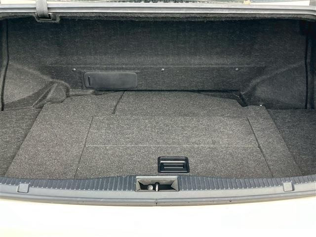 TOYOTA CROWN SEDAN HYBRID 2017 Image 31