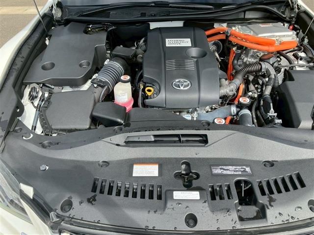 TOYOTA CROWN SEDAN HYBRID 2017 Image 31