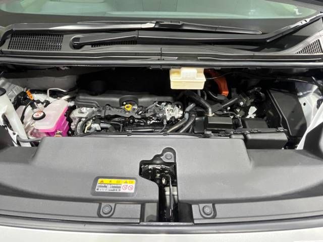 TOYOTA VELLFIRE  HYBRID 4WD 2023 Image 31