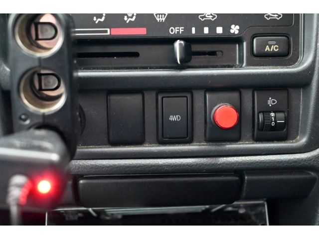 SUZUKI CARRY TRUCK 4WD 2015 Image 31