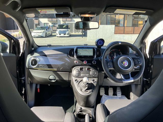 FIAT ABARTH 595 2020 Image 31