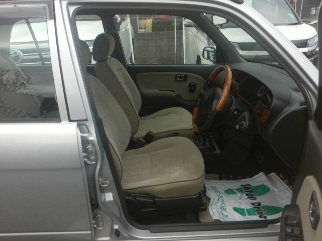 DAIHATSU MIRA GINO 2001 Image 31