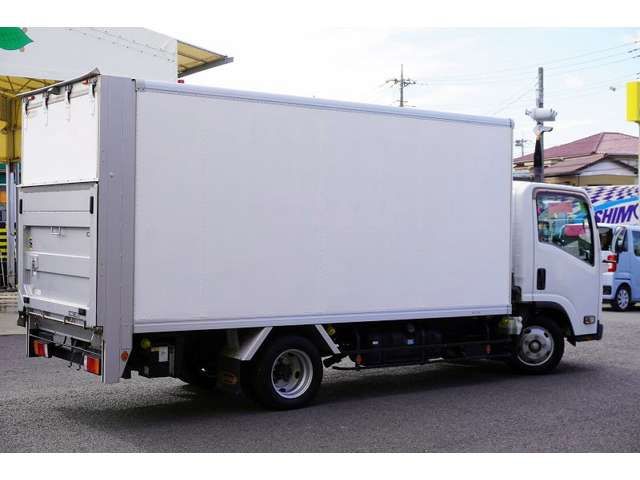 ISUZU ELF 2016 Image 31