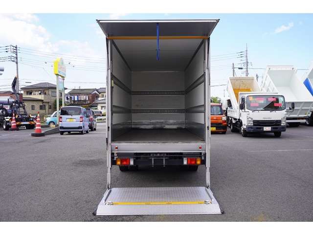 ISUZU ELF 2016 Image 31