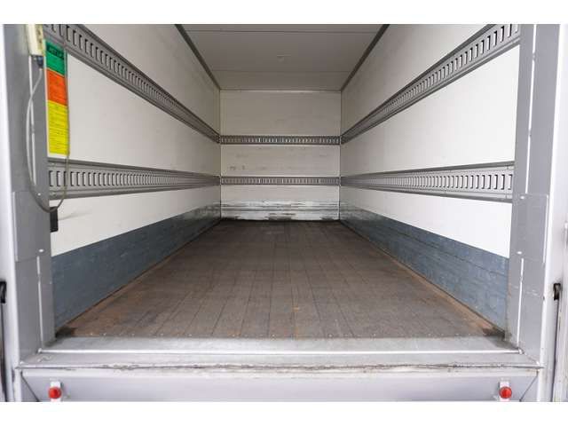 ISUZU ELF 2016 Image 31