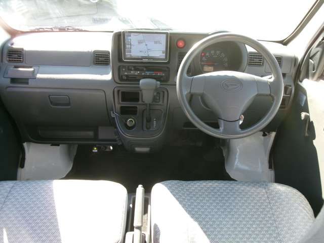 DAIHATSU HIJET CARGO 4WD 2016 Image 31