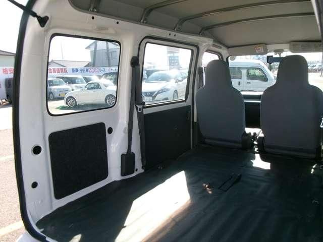 DAIHATSU HIJET CARGO 4WD 2016 Image 31