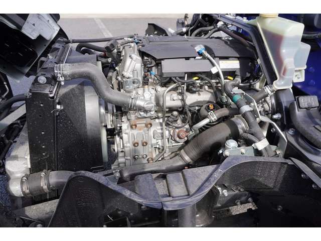 MITSUBISHI CANTER 2023 Image 31