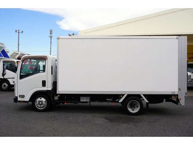 ISUZU ELF 2016 Image 31