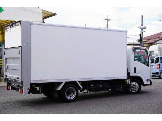 ISUZU ELF 2016 Image 31