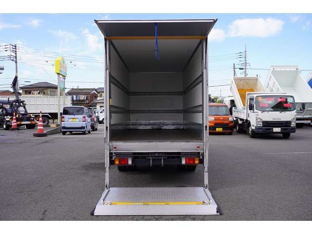 ISUZU ELF 2016 Image 31