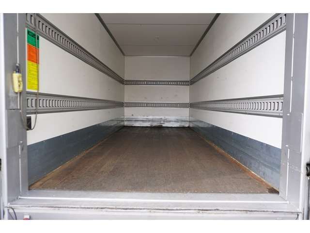 ISUZU ELF 2016 Image 31