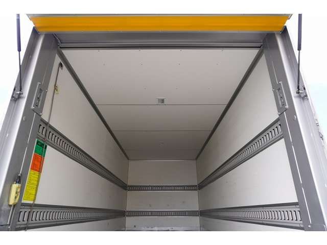 ISUZU ELF 2016 Image 31