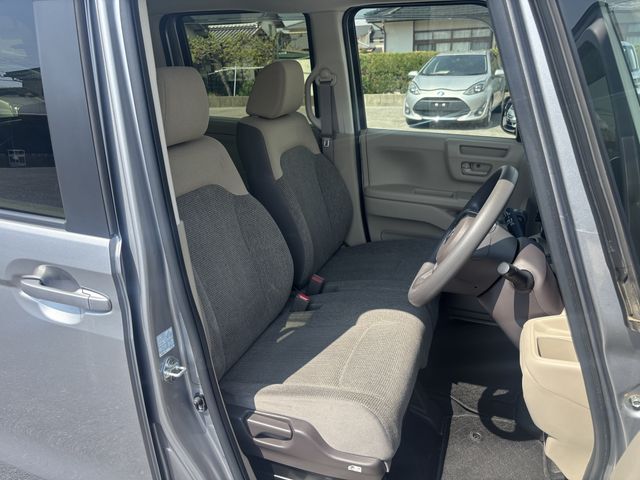 HONDA N BOX 2020 Image 31