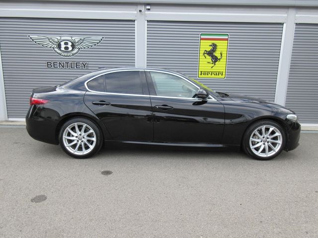 ALFAROMEO GIULIA 2017 Image 31