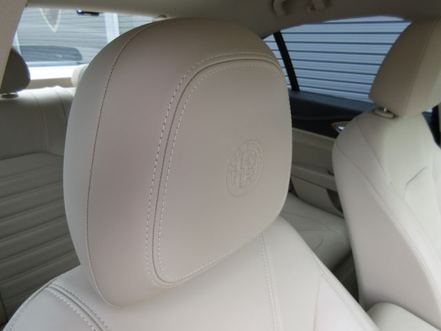 ALFAROMEO GIULIA 2017 Image 31