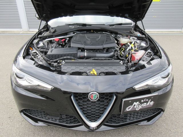 ALFAROMEO GIULIA 2017 Image 31
