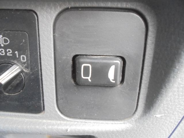 MITSUBISHI CANTER 2011 Image 31